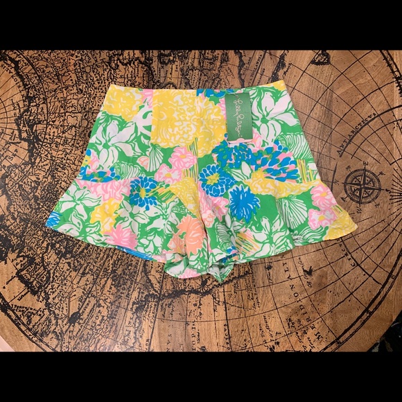NWT Lilly Pulitzer Shorts - Picture 2 of 3